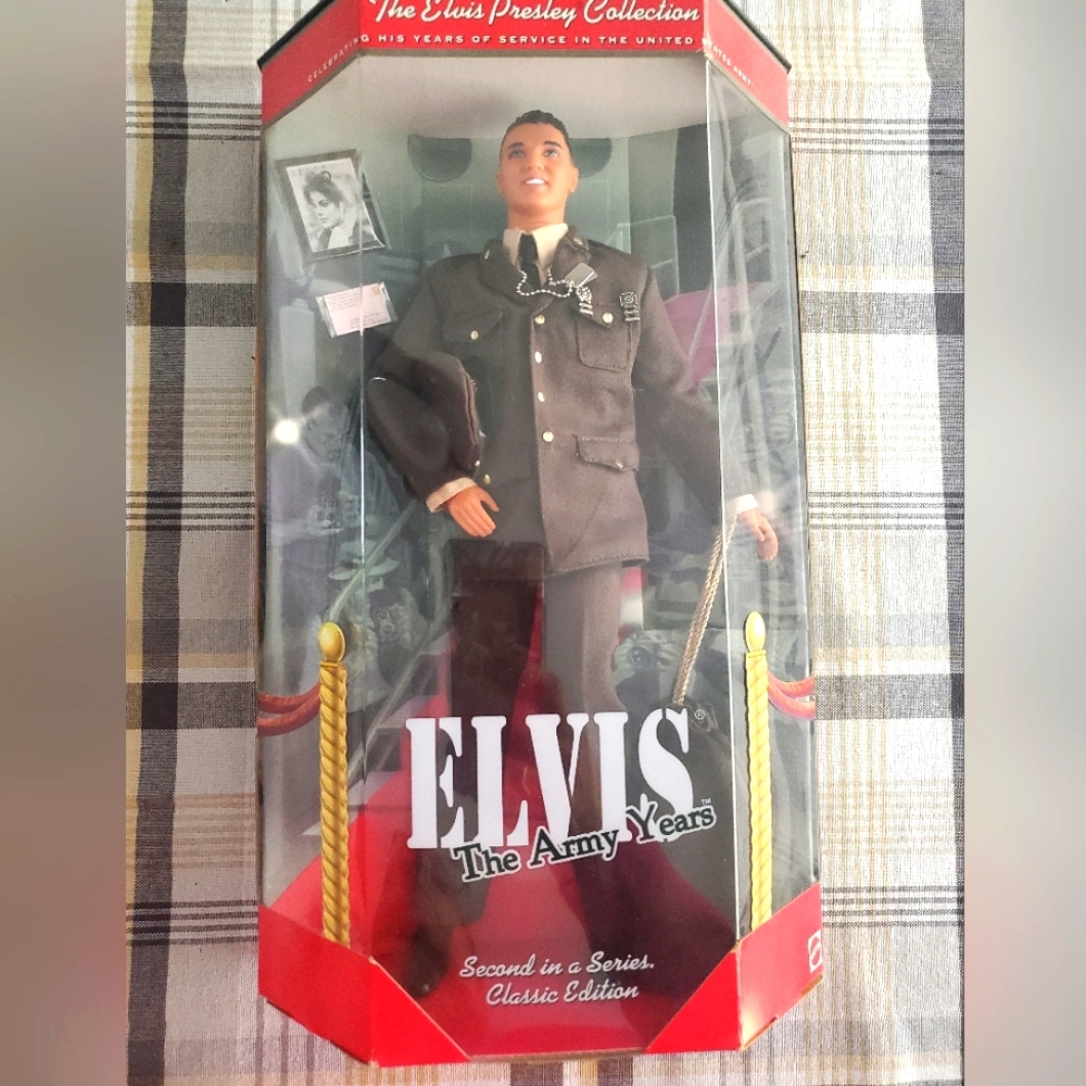 Elvis Presley The Army years classic collection doll